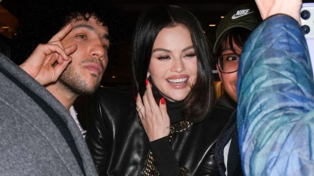 How to Get Selena Gomez’s Perfect Red Manicure for a Classic Hollywood Finish