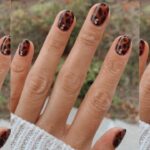 Tortoise Shell Nail Ideas That Will Make Your Next Manicure Feel Richer and Smarter